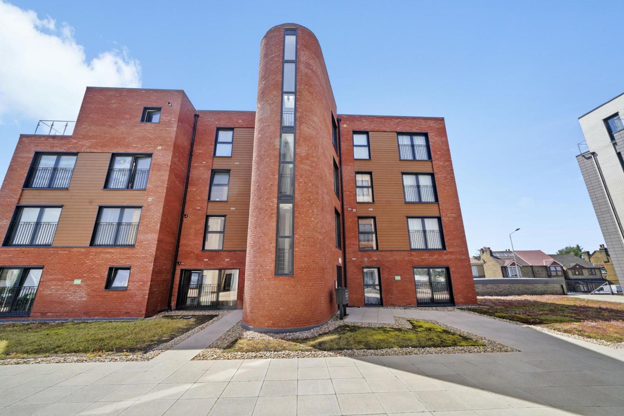Modern Apartments With Free Parking Near Heathrow Colnbrook Eksteriør bilde