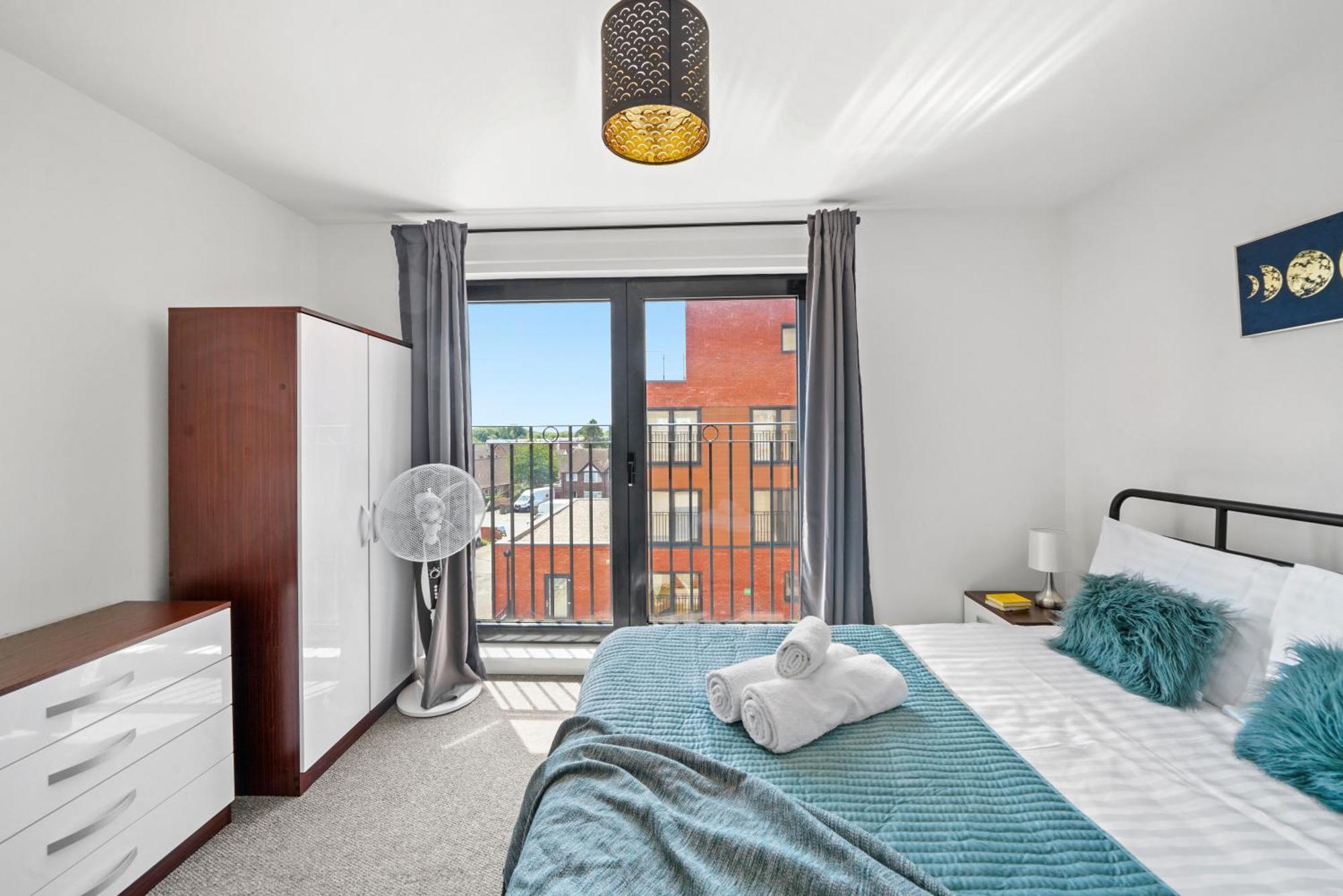 Modern Apartments With Free Parking Near Heathrow Colnbrook Eksteriør bilde