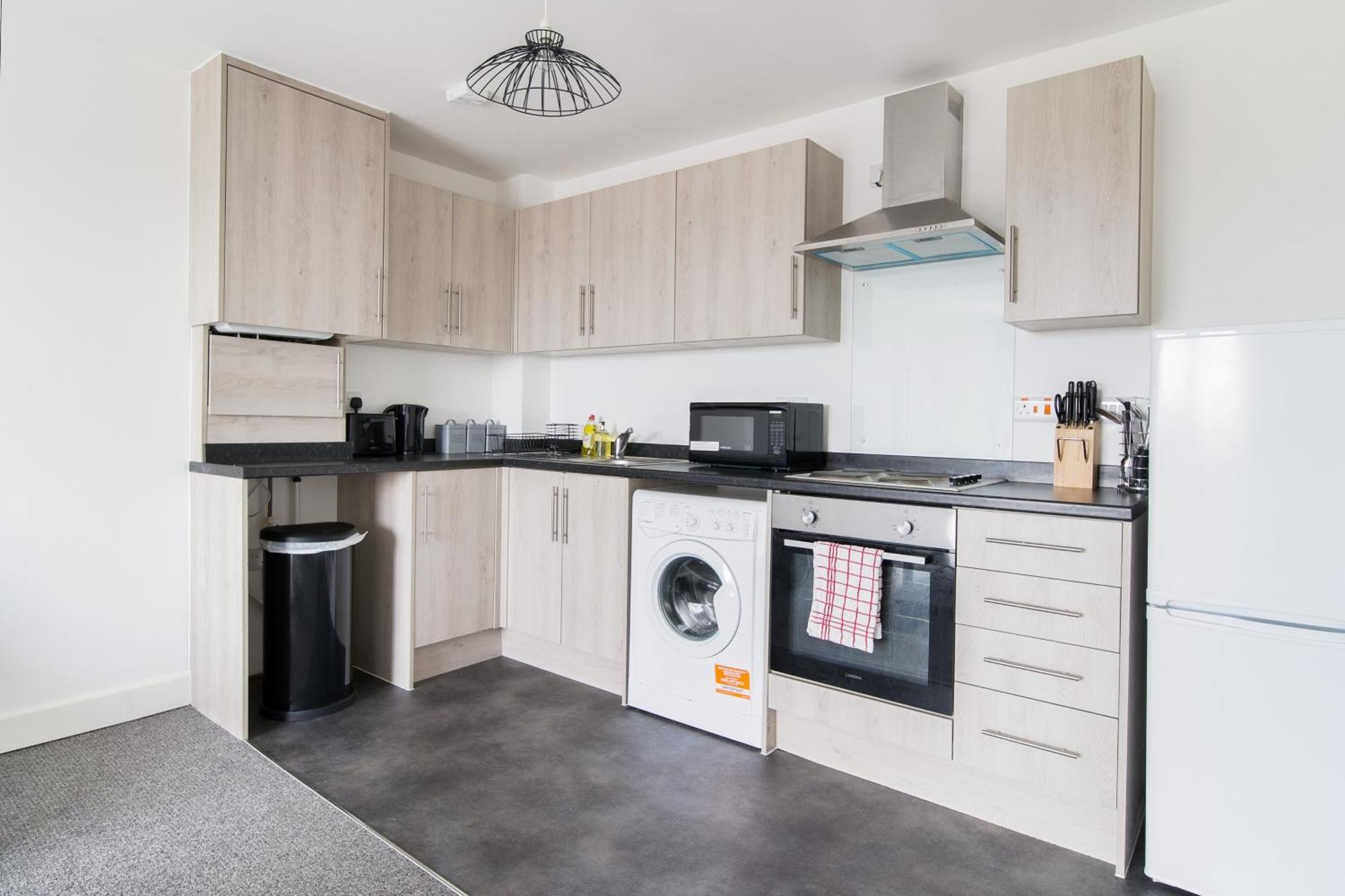 Modern Apartments With Free Parking Near Heathrow Colnbrook Eksteriør bilde