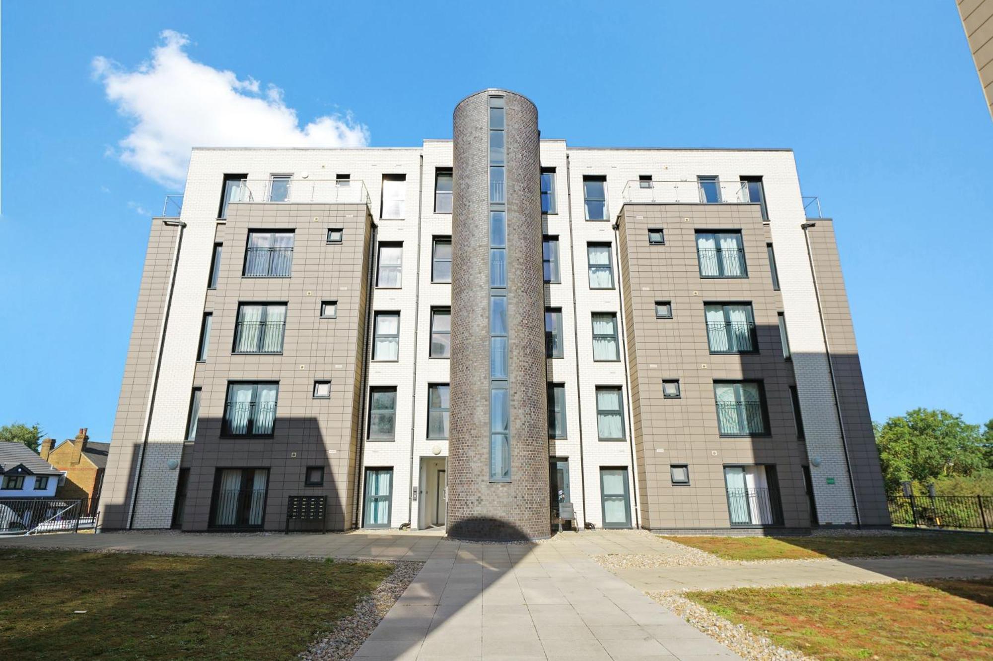 Modern Apartments With Free Parking Near Heathrow Colnbrook Eksteriør bilde